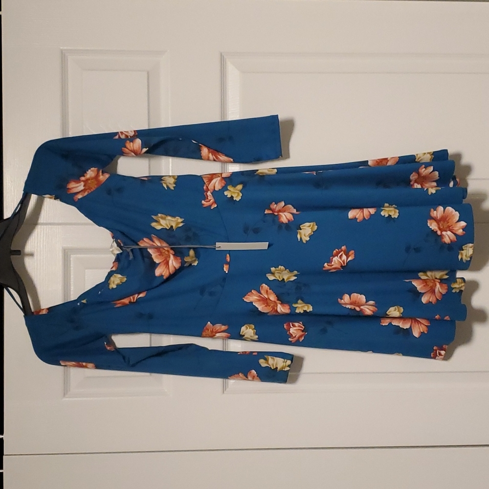 Off the shoulder long sleeve floral dress
